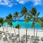 Ducassi Suites Beach Club & Spa Rooftop Pool